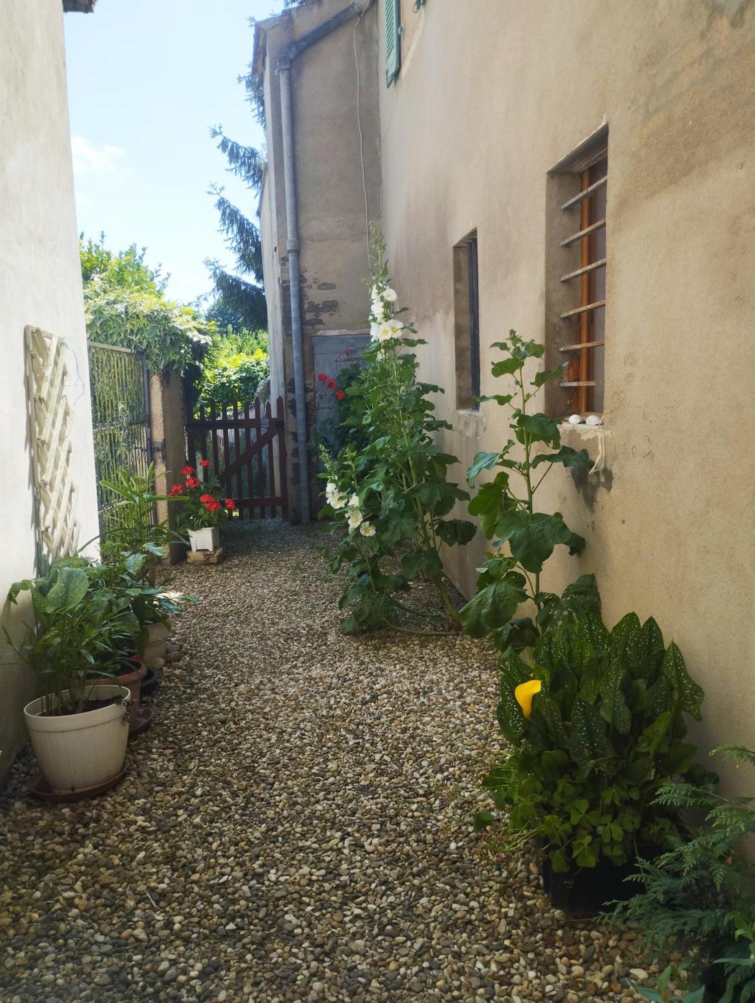 Doubs Sejour - Chambres Avec Petits Dejeuners En Suppl Verdun-sur-le-Doubs Exterior photo